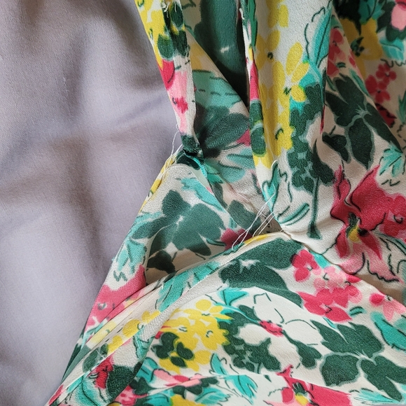 Vintage Floral Kimono Style Dressing Robe - Picture 13 of 13